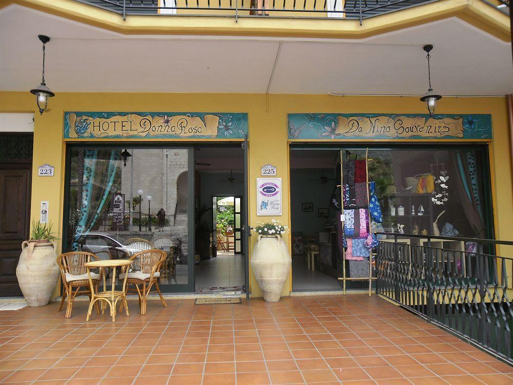 Hotel Donna Rosa SantʼAlessio Siculo Exterior foto