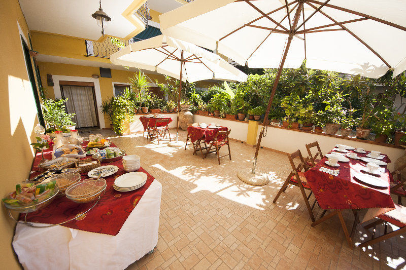 Hotel Donna Rosa SantʼAlessio Siculo Exterior foto
